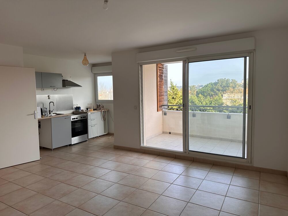 Vente Appartement T2 46m² carrez + terrasse 8m² + parking calme sans vis à vis Marseille 8