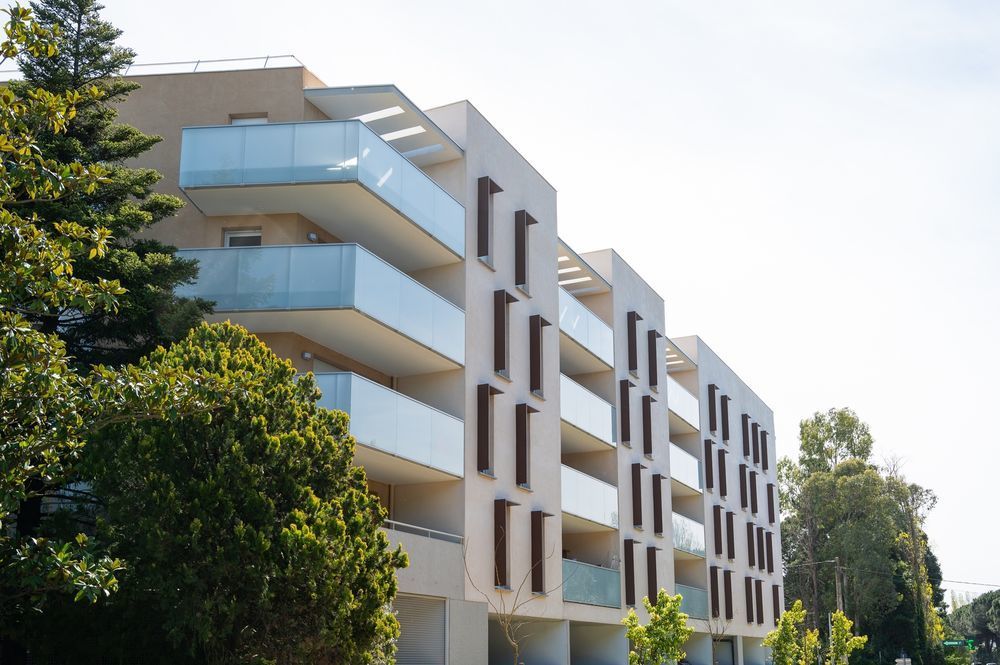   Fréjus (83600)