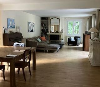 Maison à vendre 8 pièces 173 m² 