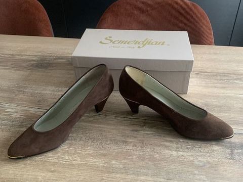 Vends    Escarpins femme         Bob boutique  -  Perpignan 18 Saleilles (66)