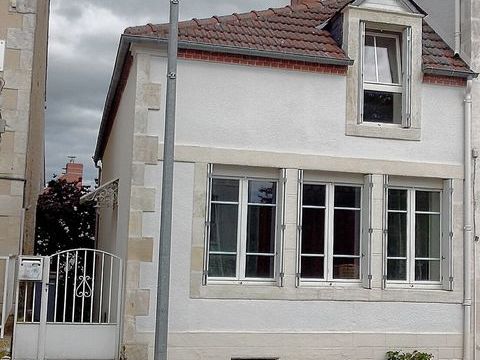   Maison, F3, vide avec cave et jardin Maison - 3 pi�ce(s) - 72 m�