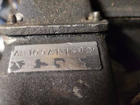 Pi&egrave;ces et &eacute;quipements Voiture Pi&egrave;ces et &eacute;quipements Voiture  occasion B&eacute;on 89410