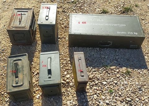 Caisse rangement metal bois munitions 10 Saint-Jean-de-Fos (34)