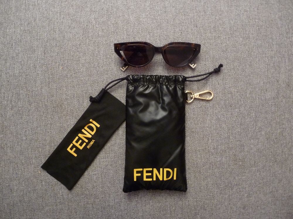 Monture/ Lunettes de Soleil "Oeil de Chat" Marron- Fendi Bijoux et montres