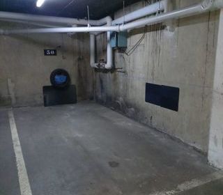  Parking / Garage � louer 11 m�