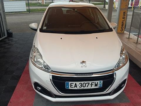 Peugeot 208 1.6 BlueHDi 75ch BVM5 Active 2016 occasion Aumur 39410