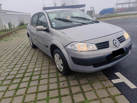 Renault M&eacute;gane II M&eacute;gane 1.5 dCi 100 Confort Authentique 2004 occasion Aire-sur-la-Lys 62120