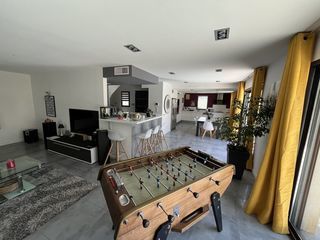  Villa � vendre 6 pi�ces 212 m�