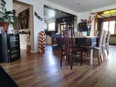   belle maison r�nov�e de 148m� Maison - 5 pi�ce(s) - 143 m�