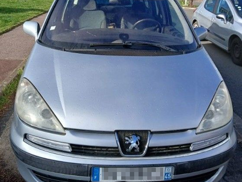 Peugeot 807 2.0 HDi 16V 120ch Navteq on board 2006 occasion Villecerf 77250