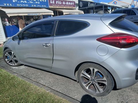 Kia Pro cee d ii Pro_Cee'd Coup&eacute; 1.6 CRDi 136 ch ISG Active DCT7 2016 occasion Deshaies 97126