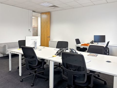 Bureau priv&eacute; &agrave; louer – Regus Orsay Gare Centre 3446 91400 Orsay