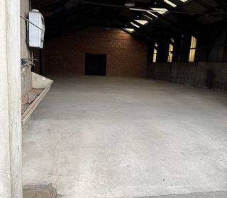  Parking / Garage � vendre 303 m�