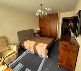  Appartement � louer 5 pi�ces 131 m�