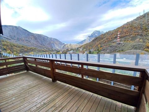   SUR LES PETITES HAUTEURS DE SAINT MICHEL DE MAURIENNE Id�al premier achat ou r�sidence secondaire Sur terrain plat de 237 m2 charmante maison individuelle enti�rement r�nov�e style chalet avec prestations de qualit� et vendue meubl�e 105 m2 + Tr�s belle t Maison - 5 pi�ce(s) - 105 m�