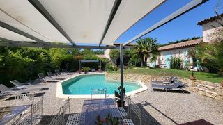  Maison � vendre 12 pi�ces 320 m�