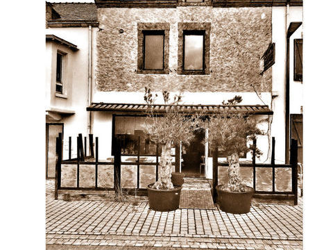 vente fond et mur , restaurant ville c&ocirc;ti&egrave;re 44 face port 575000 44420 La turballe