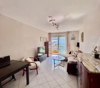  Appartement � vendre 5 pi�ces 86 m� Nice