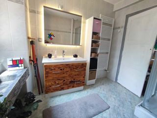  Immeuble � vendre 240 m�