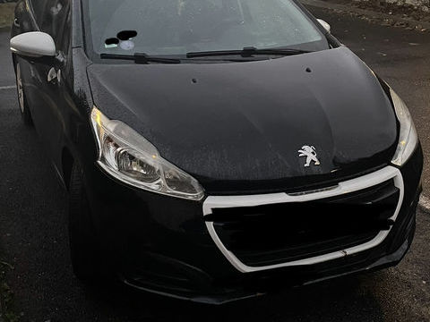 Peugeot 208 1.0 PureTech 68ch BVM5 Like 2016 occasion Meaux 77100