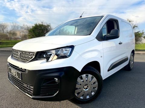 Peugeot Partner PARTNER FOURGON STANDARD 1000 KG BLUEHDI 100 S&S BVM5 GRIP 2019 occasion Saint-Avertin 37550