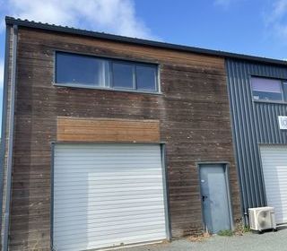  Parking / Garage � louer 139 m�