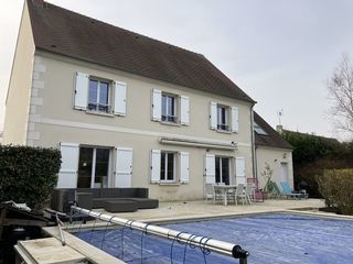  Maison � vendre 7 pi�ces 215 m�