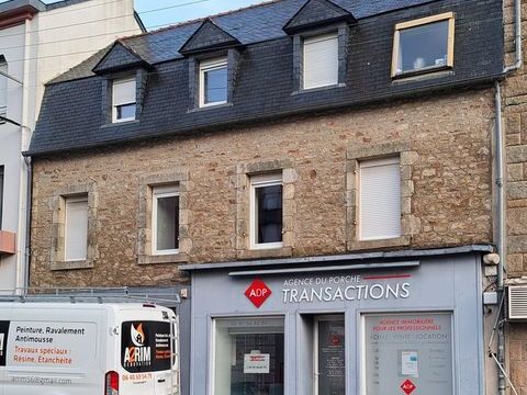 local destination bureau, espace sant&eacute; ,9 m&egrave;tres de fa&ccedil;ade 0 56400 Auray