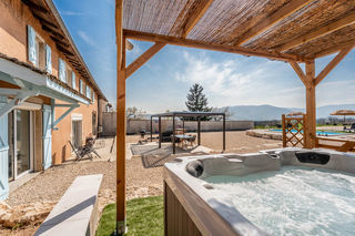  Villa � vendre 8 pi�ces 200 m�