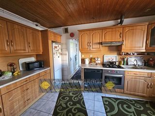  Immeuble � vendre 4 pi�ces 234 m�