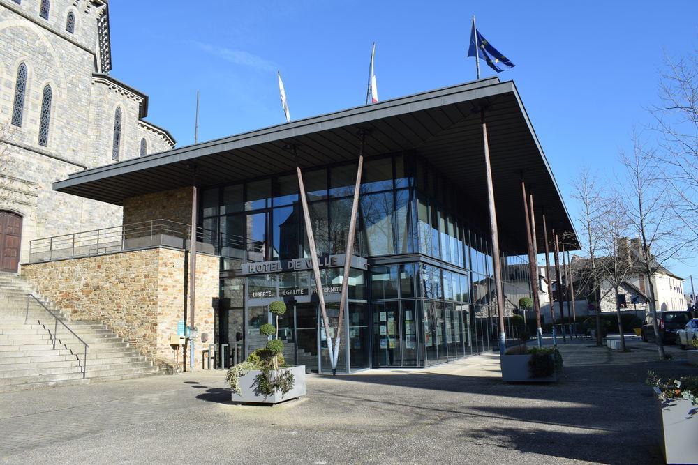   Ch�teaubourg (35220)