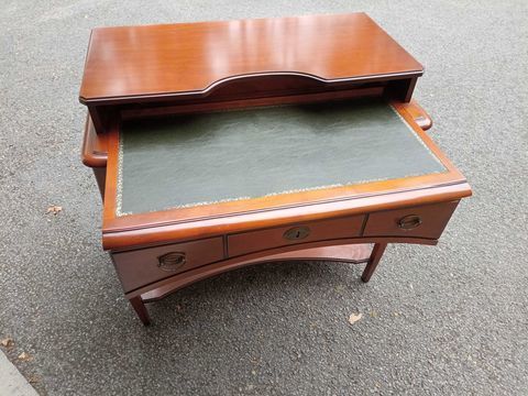 bureau merisier bon &eacute;tat 200 64000 Pau