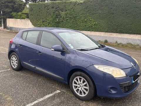 Renault megane iii Mégane III dCi 110 FAP eco2 Authe