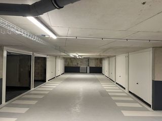  Parking / Garage � louer 12 m�