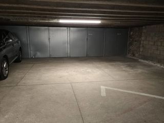  Parking / Garage � louer 10 m�