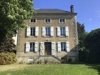  Maison � vendre 9 pi�ces 260 m�