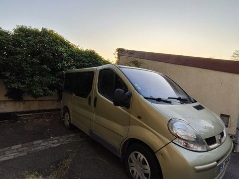 Renault Trafic Passenger 2.5 dCi 140 Expression 2006 occasion Montereau-Fault-Yonne 77130