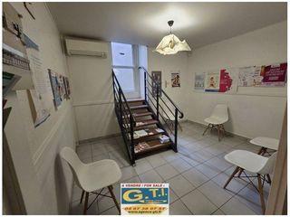  Immeuble � vendre 11 pi�ces 323 m�