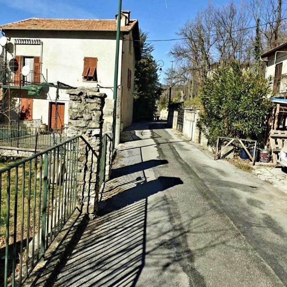 Vente Maison Maison à vendre à Clans 06 Clans