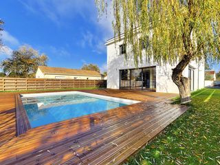  Maison � vendre 6 pi�ces 215 m�