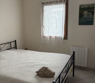 Appartement à louer 2 pièces 45 m² Nîmes