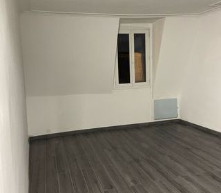  Appartement � louer 4 pi�ces 90 m�