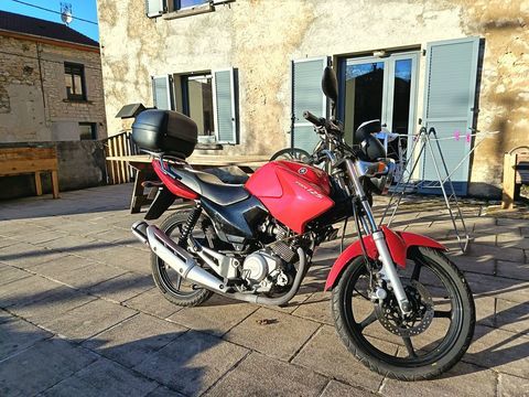 Moto YAMAHA 2011 occasion Crenans 39260