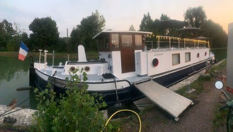 Bateaux &agrave; moteur Bateau fluvial 1995 occasion &Eacute;vreux 27000