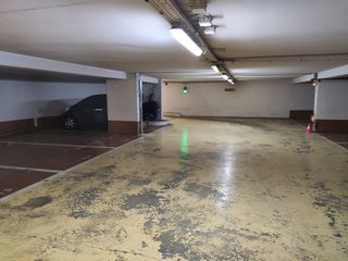  Parking / Garage � louer 12 m�