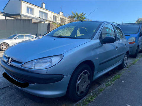 Peugeot 206 1.4 HDi XR Pr&eacute;sence 2002 occasion Nantes 44000