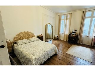  Appartement � vendre 4 pi�ces 147 m�