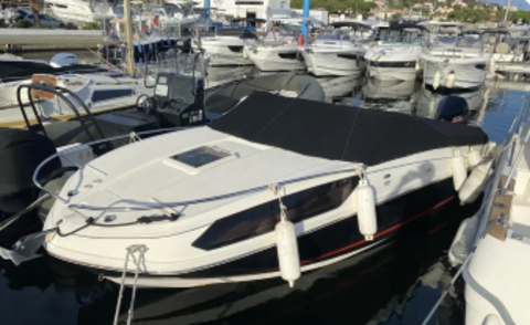 Bateaux &agrave; moteur Vedette - Yacht - Offshore 2019 occasion Saint-Tropez 83990