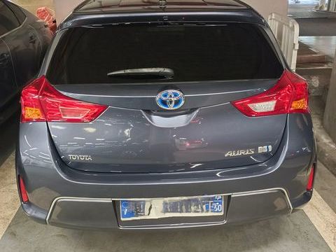 Toyota auris Hybride 136h Business