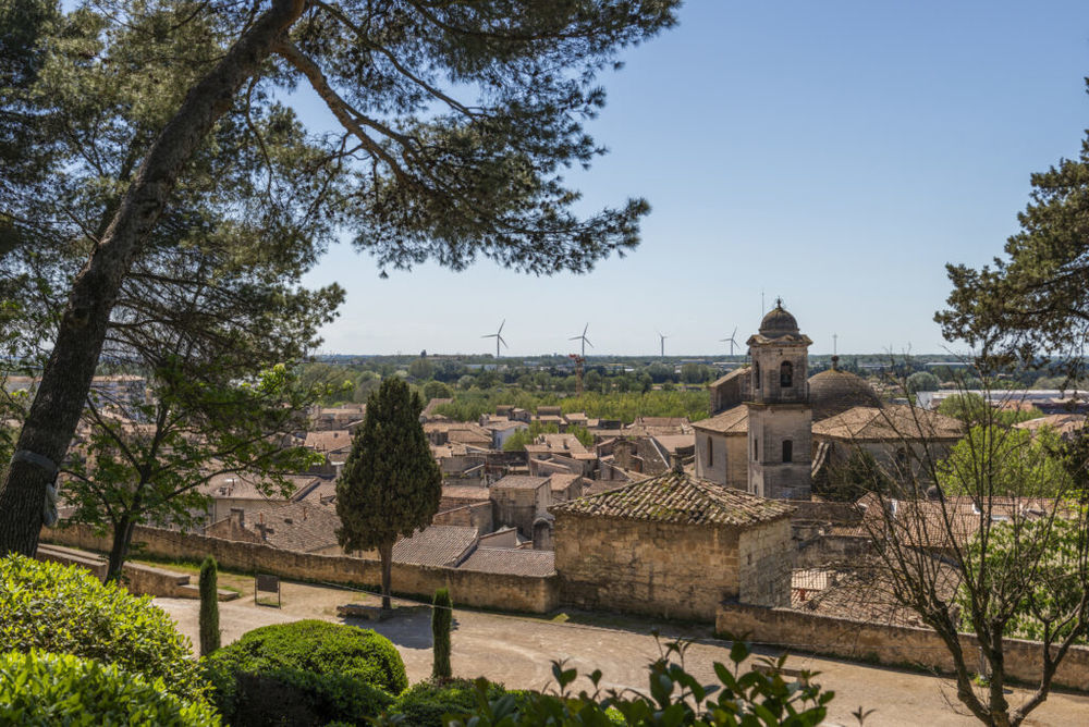   Beaucaire (30300)